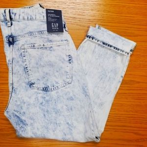 NWT Women Jeans - Slim Boyfriend sz 12 / 31 R